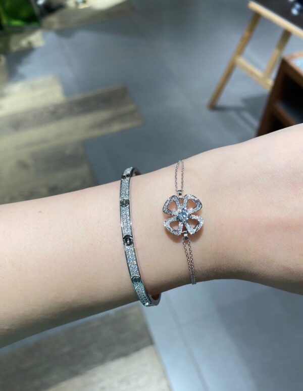 Bvlgari Fiorever flower bracelet