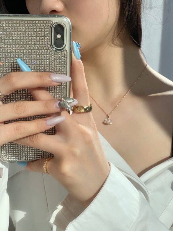 Diva's Dream Small Fan Full Diamond Necklace - Image 8