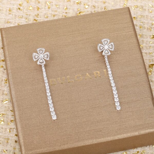 FIOREVER Transformable Floral Diamond Earrings - Image 2