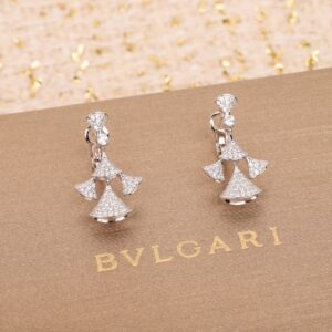 Bvlgari DIVAS' DREAM Diamond Earrings with Fan Design