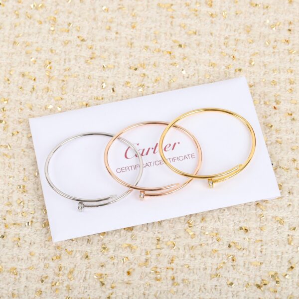Classic Diamond Nail Bracelet - Narrow Elastic Version