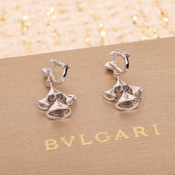 Bvlgari DIVAS' DREAM Diamond Earrings - Elegant Fan Design - Image 2