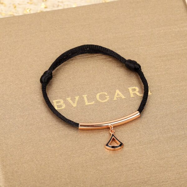 Bvlgari DIVAS' DREAM Bracelet with a Cord - Image 3