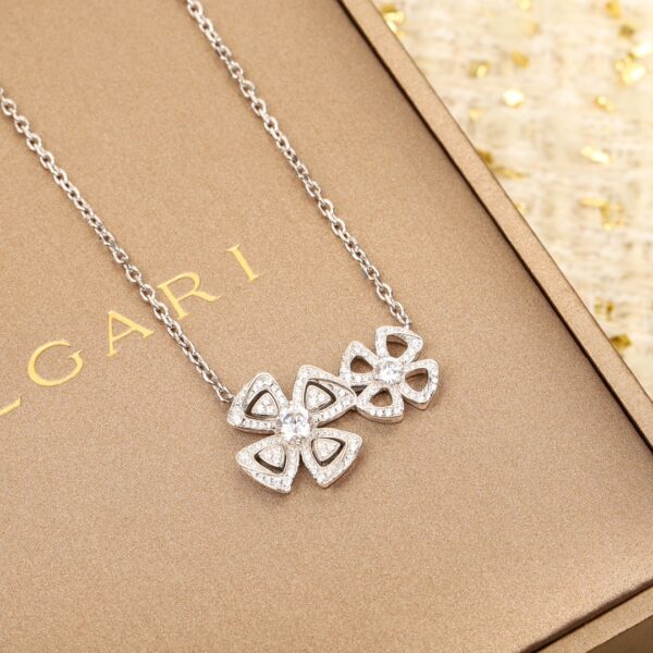Fiorever Necklace Diamond Petal 925 Silver - Image 2