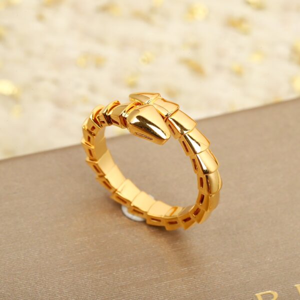 BVLGARI Serpenti Glossy Ring - Image 3