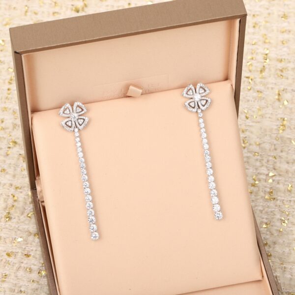 FIOREVER Transformable Floral Diamond Earrings - Image 4