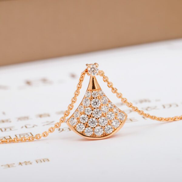 Diva's Dream Small Fan Full Diamond Necklace - Image 3