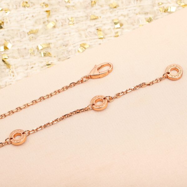 DIVAS' DREAM Rose Gold Double Layer Necklace - Image 3