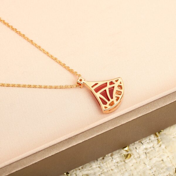 Bvlgari Diva's Dream Small Fan Diamond Necklace - Image 4