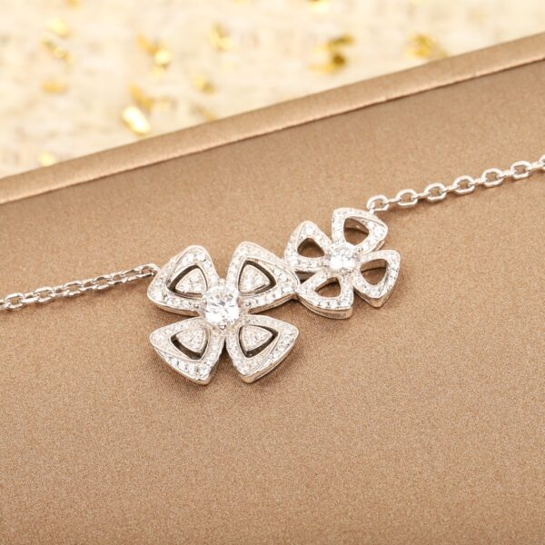 Fiorever Necklace Diamond Petal 925 Silver - Image 4