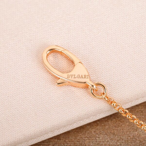 Bvlgari Diva's Dream Small Fan Necklace - Image 9
