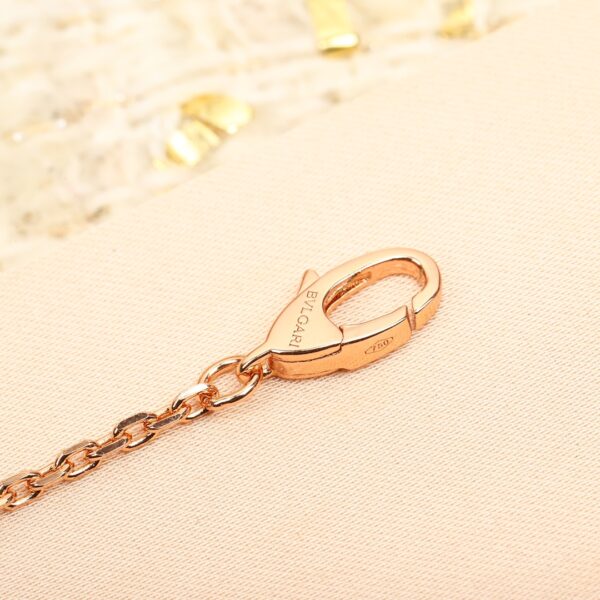 DIVAS' DREAM Rose Gold Double Layer Necklace - Image 6