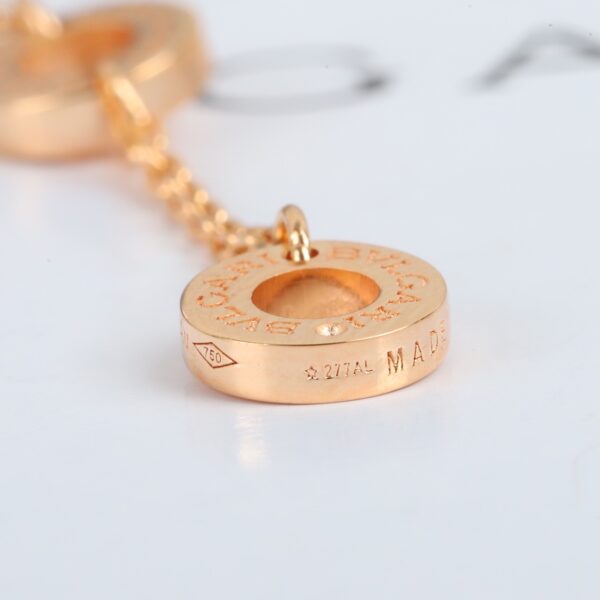 Divas Dream White Mother of Pearl Necklace - Image 5